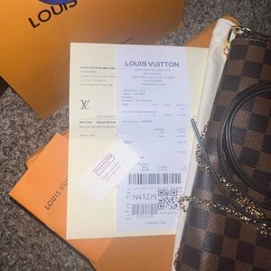 Luis, Vuitton purse MM